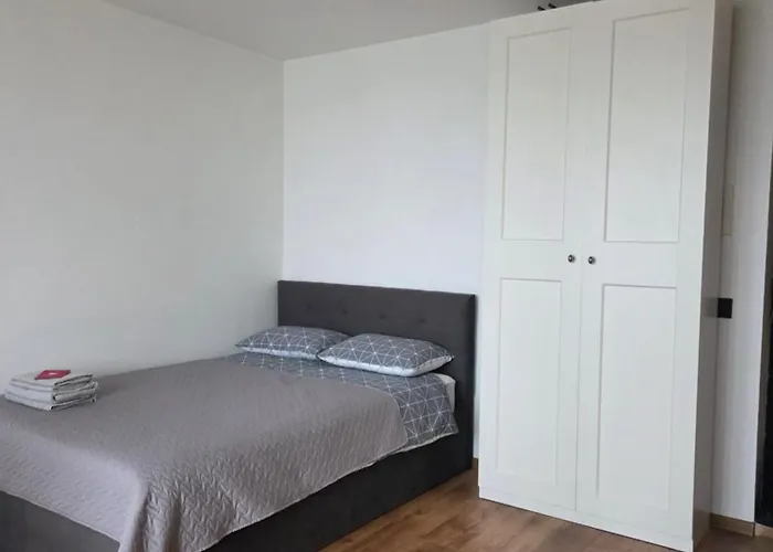 Panorama In - Self Check In Apartment